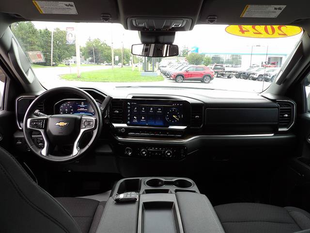 Certified 2024 Chevrolet Silverado 1500 LT AWD/4WD image 30