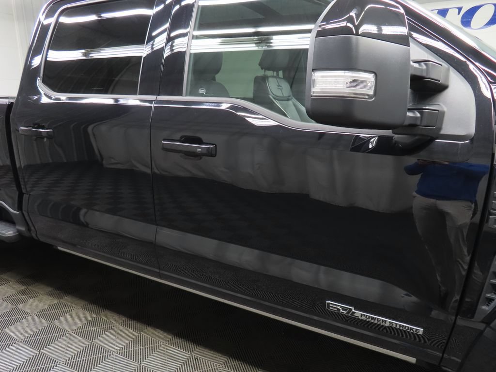 Used 2025 Ford F450 Platinum AWD/4WD image 40
