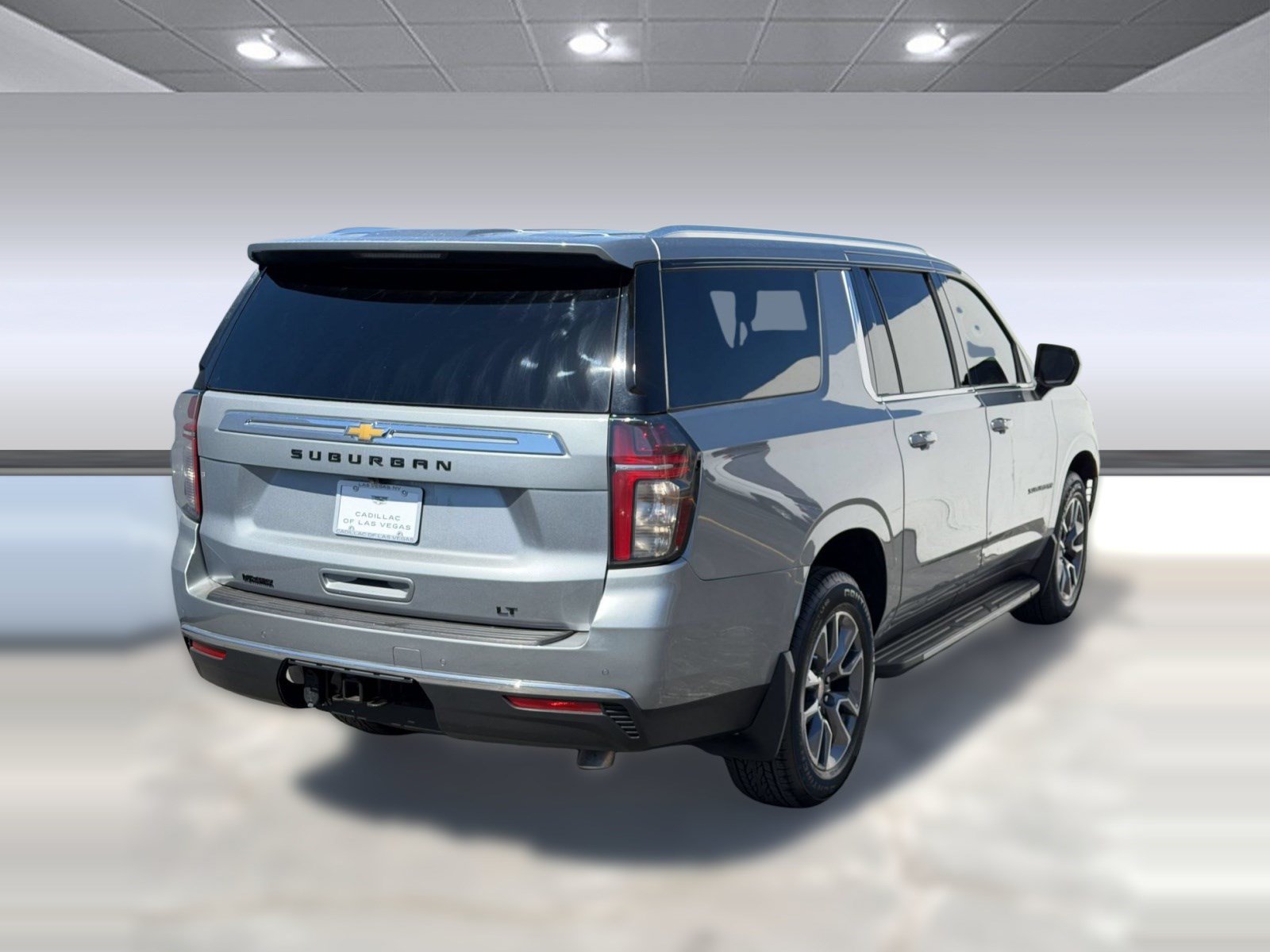 Used 2024 Chevrolet Suburban LT AWD/4WD image 8
