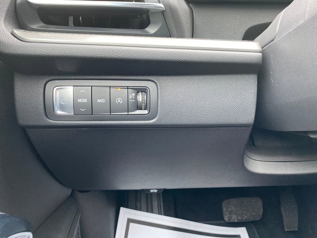 New 2026 Chevrolet Traverse LT w/ Sun and Wheel Package image 29