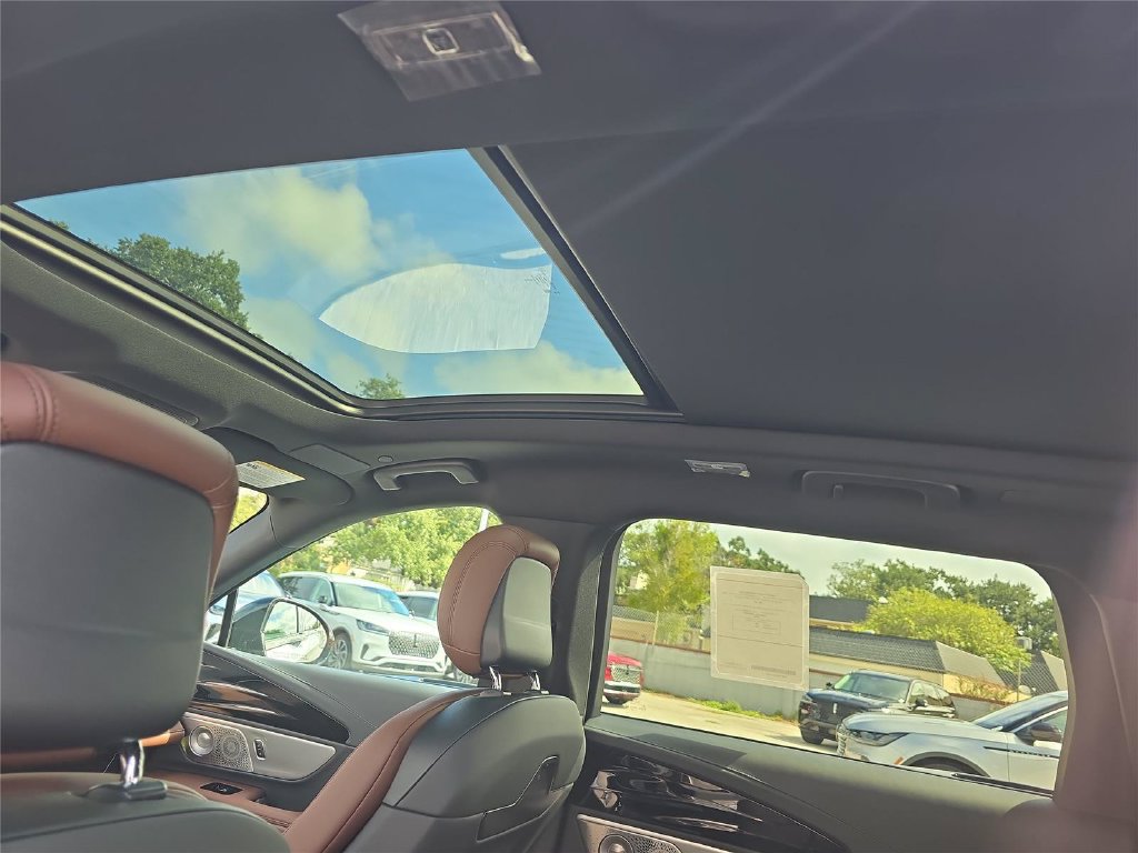 New 2026 Lincoln Nautilus Reserve AWD/4WD image 24