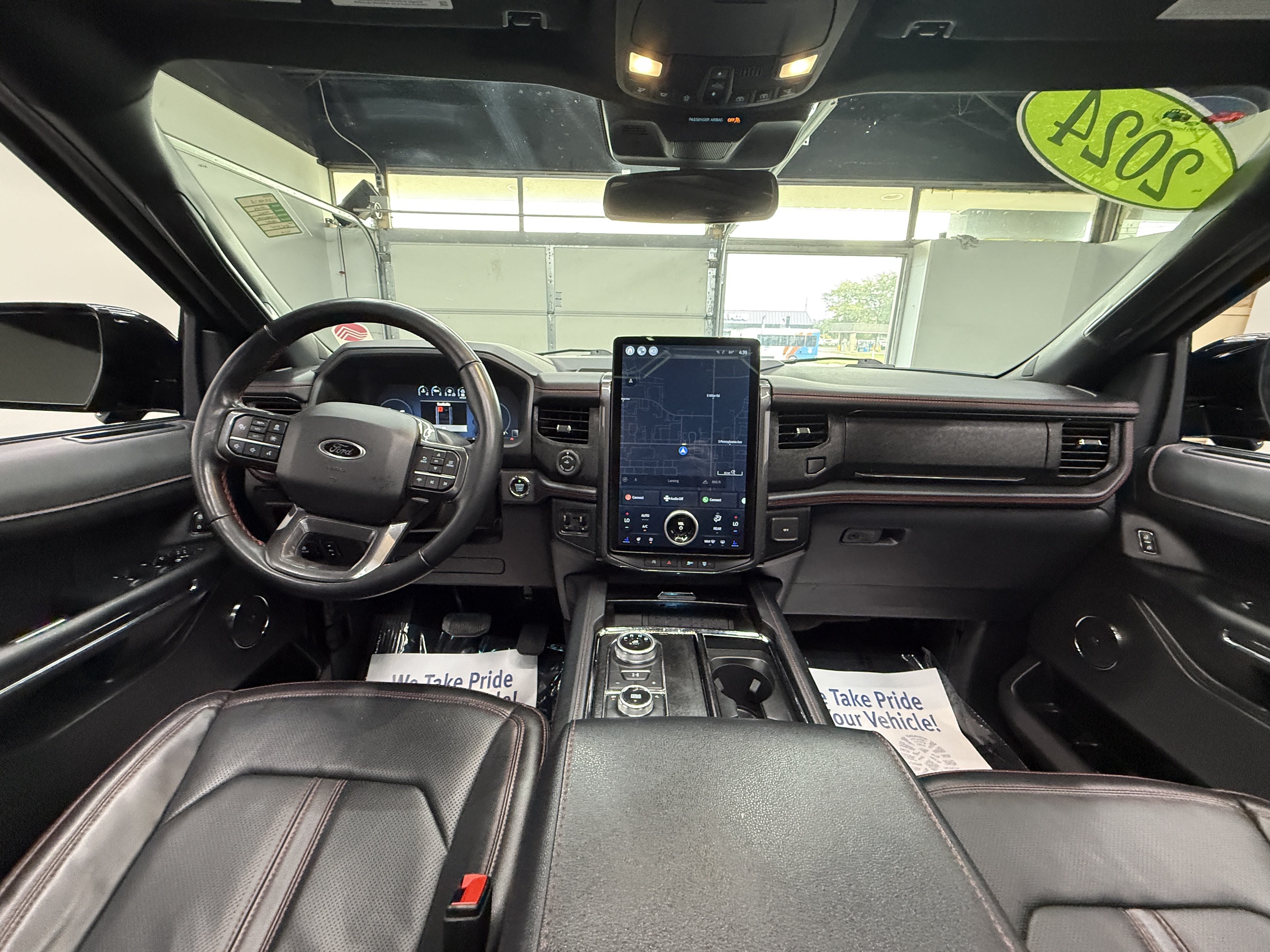 Used 2024 Ford Expedition Max Limited AWD/4WD image 13