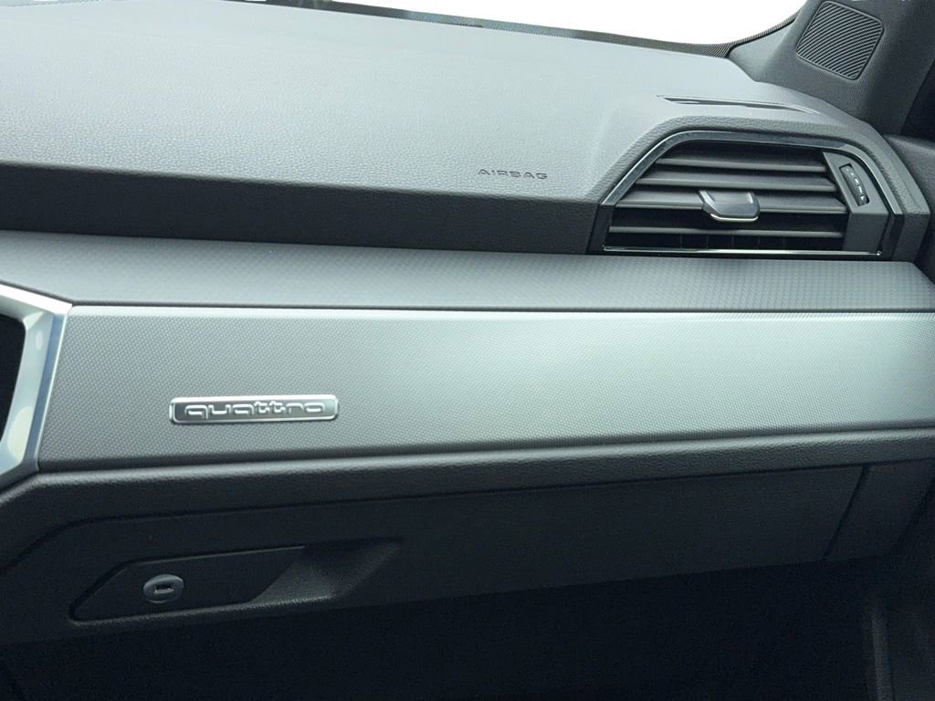 Used 2022 Audi Q3 2.0T Premium image 20
