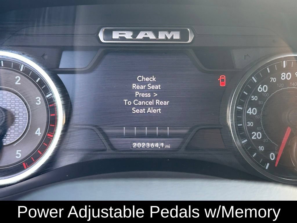 Used 2023 RAM 3500 Laramie AWD/4WD image 19