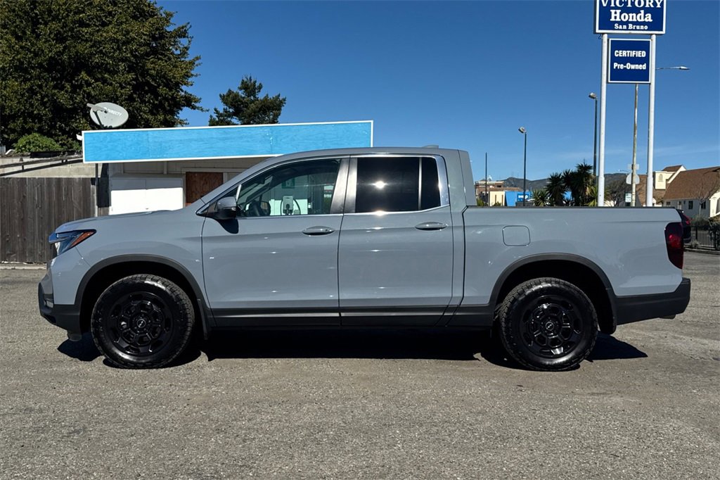 Certified 2025 Honda Ridgeline RTL+ image 7