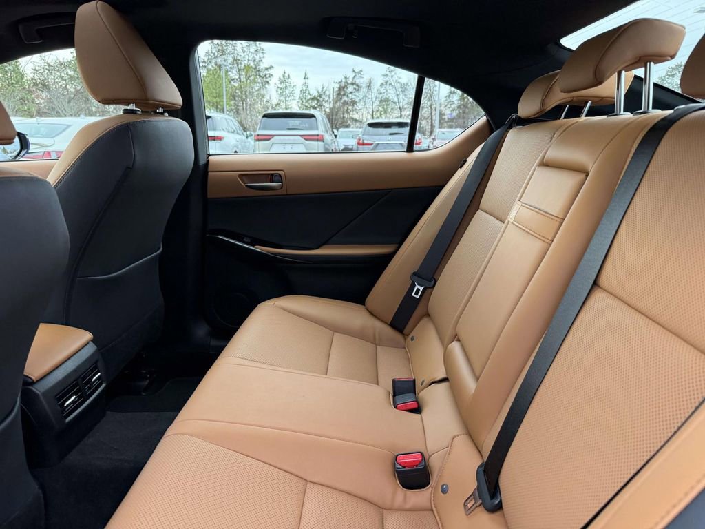 Used 2025 Lexus IS 350 F Sport image 15