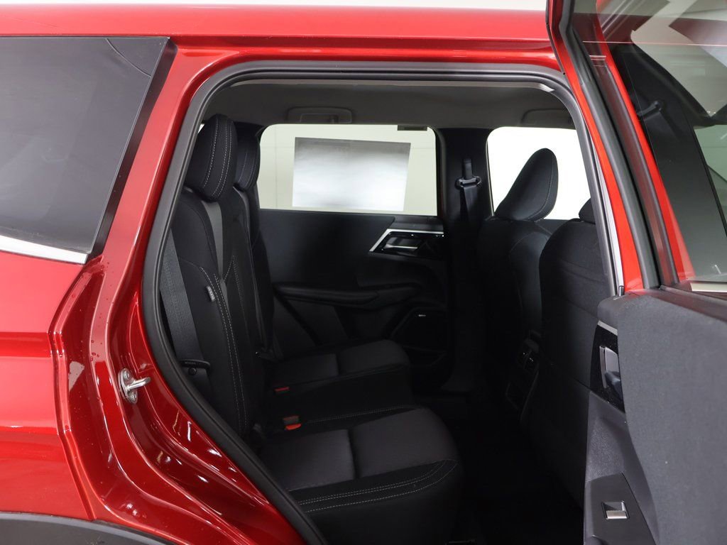 New 2026 Mitsubishi Outlander ES AWD/4WD image 35