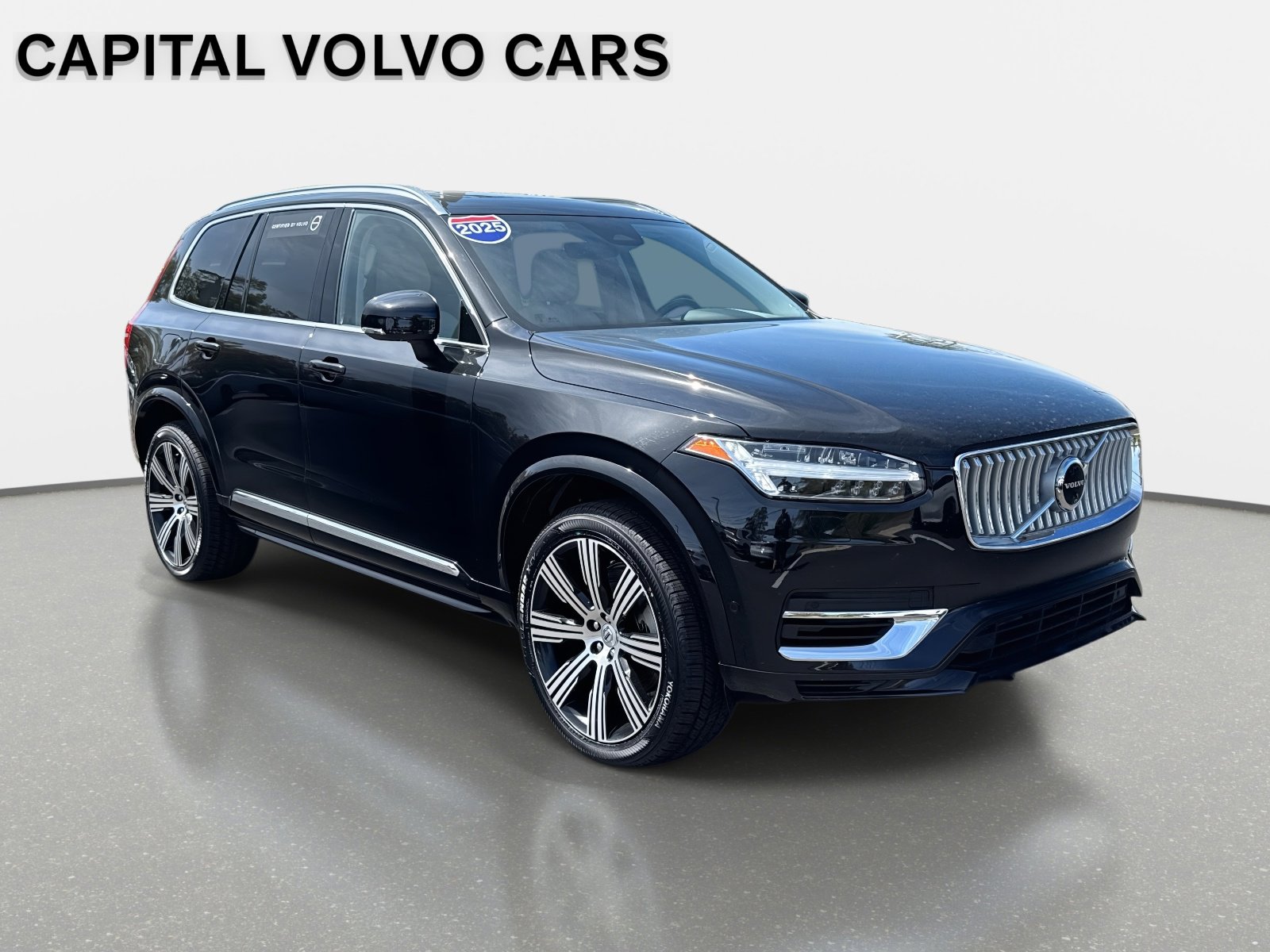Certified 2025 Volvo XC90 T8 Plus w/ Protection Package Premier image 3