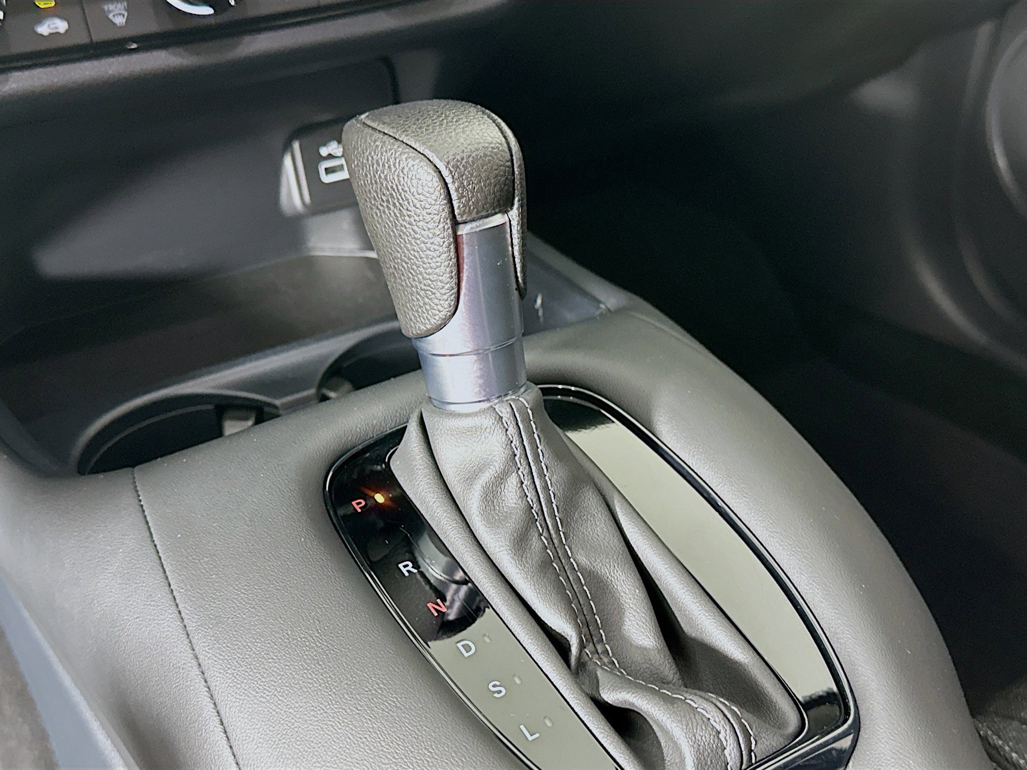 Used 2023 Honda HR-V LX image 23