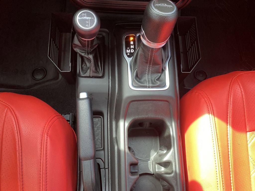 Used 2024 Jeep Gladiator Sport image 15