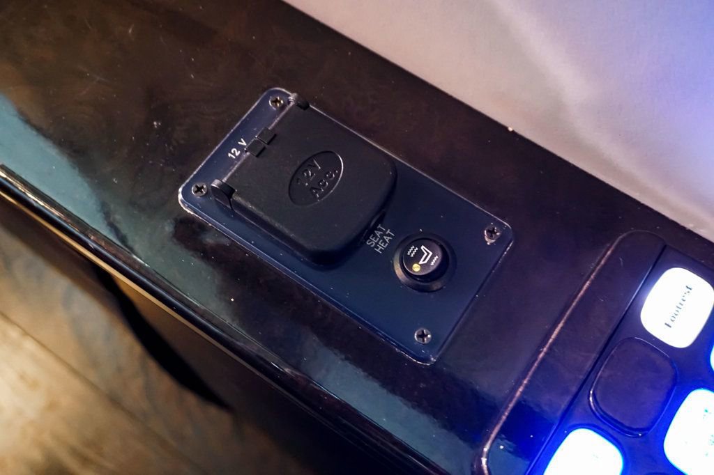 Used 2014 Mercedes-Benz Sprinter 2500 image 67