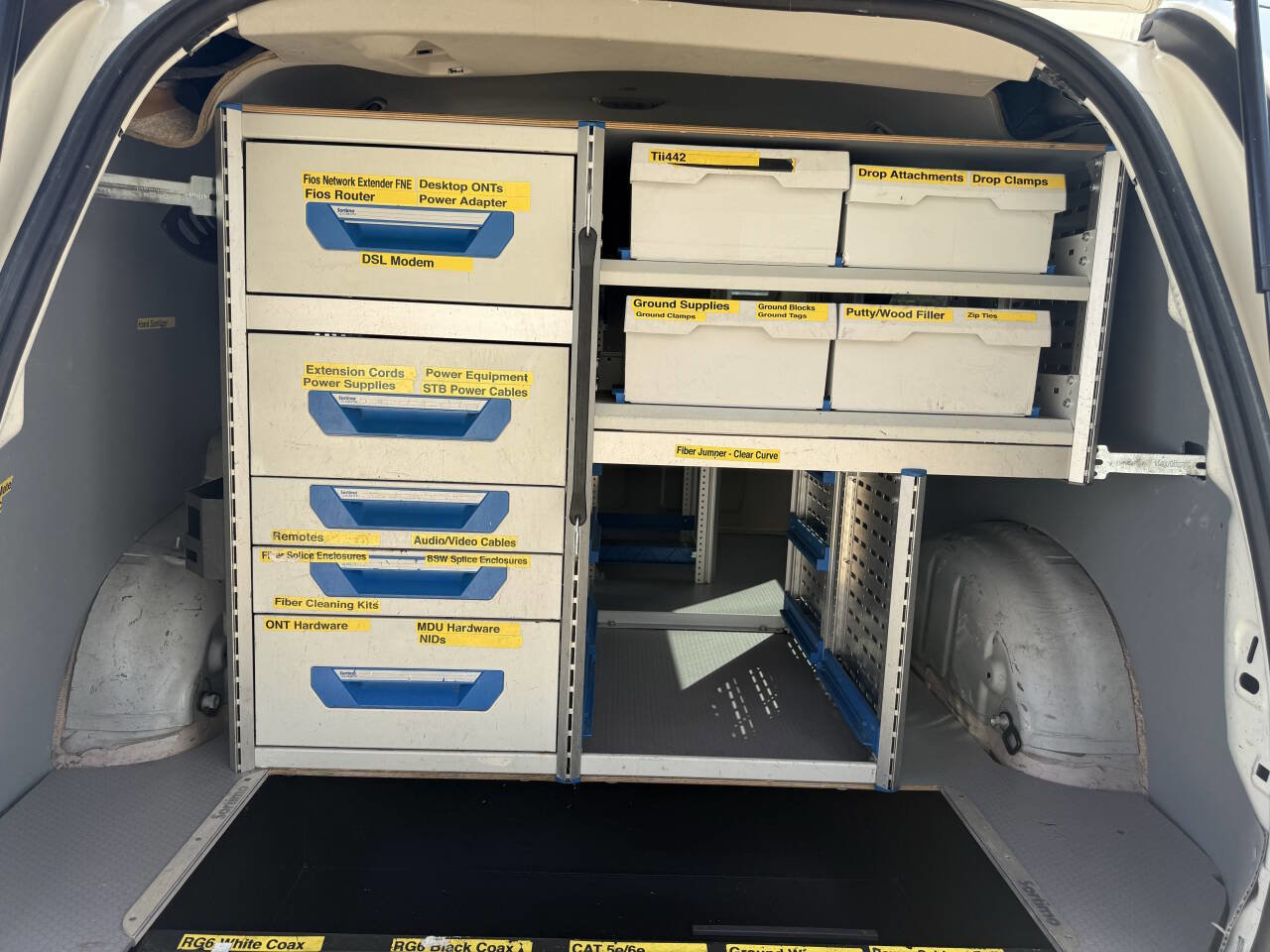 Used 2013 RAM C/V Tradesman image 19