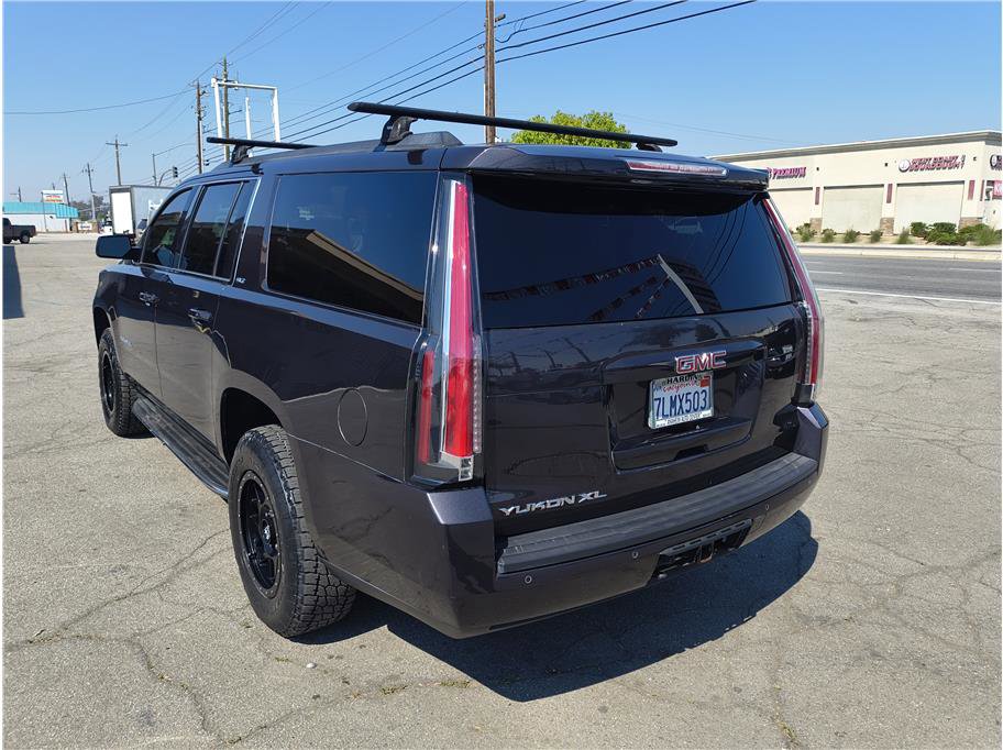 Used 2015 GMC Yukon XL SLT w/ Open Road Package image 16