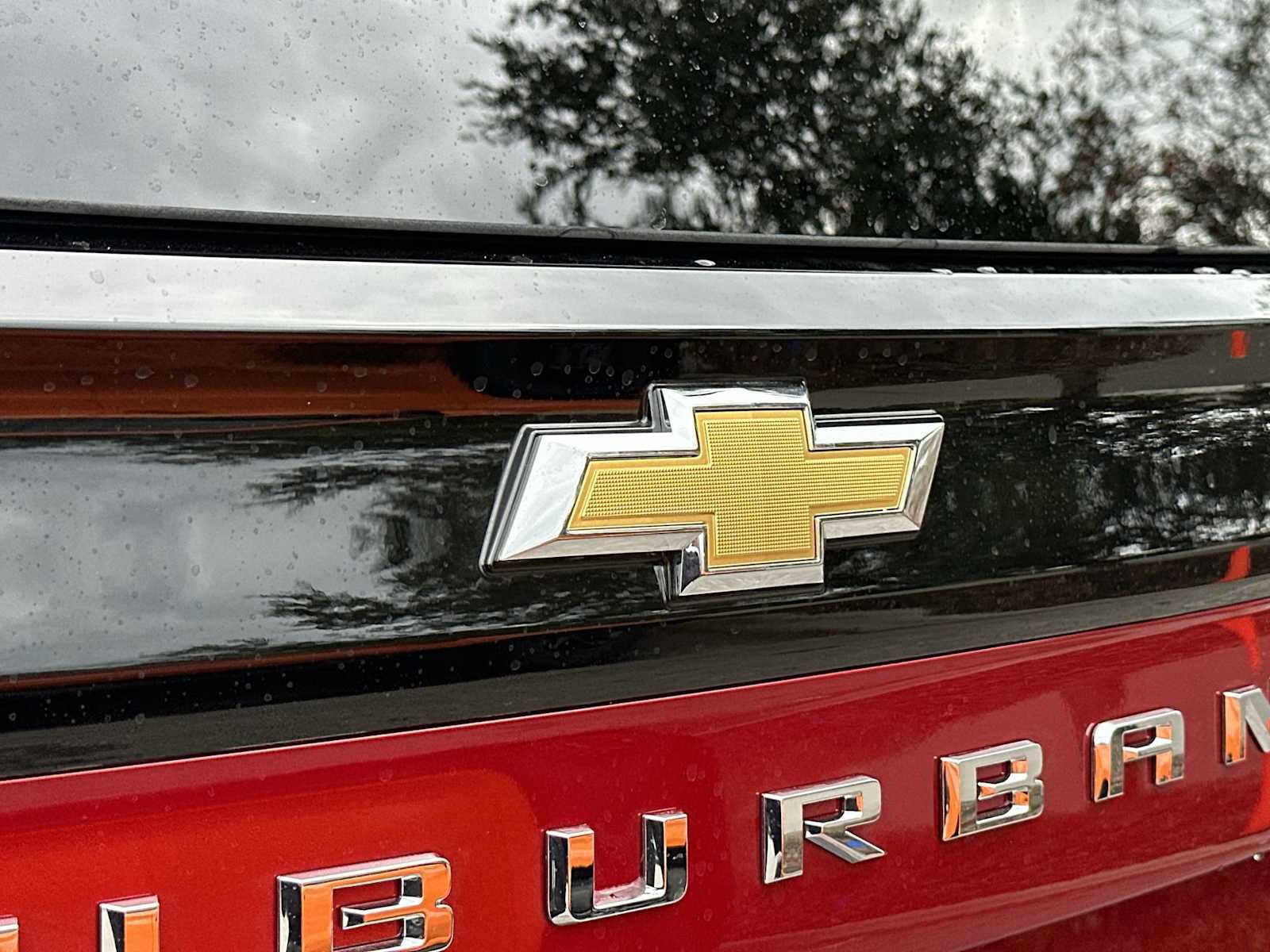 New 2026 Chevrolet Suburban Premier image 10