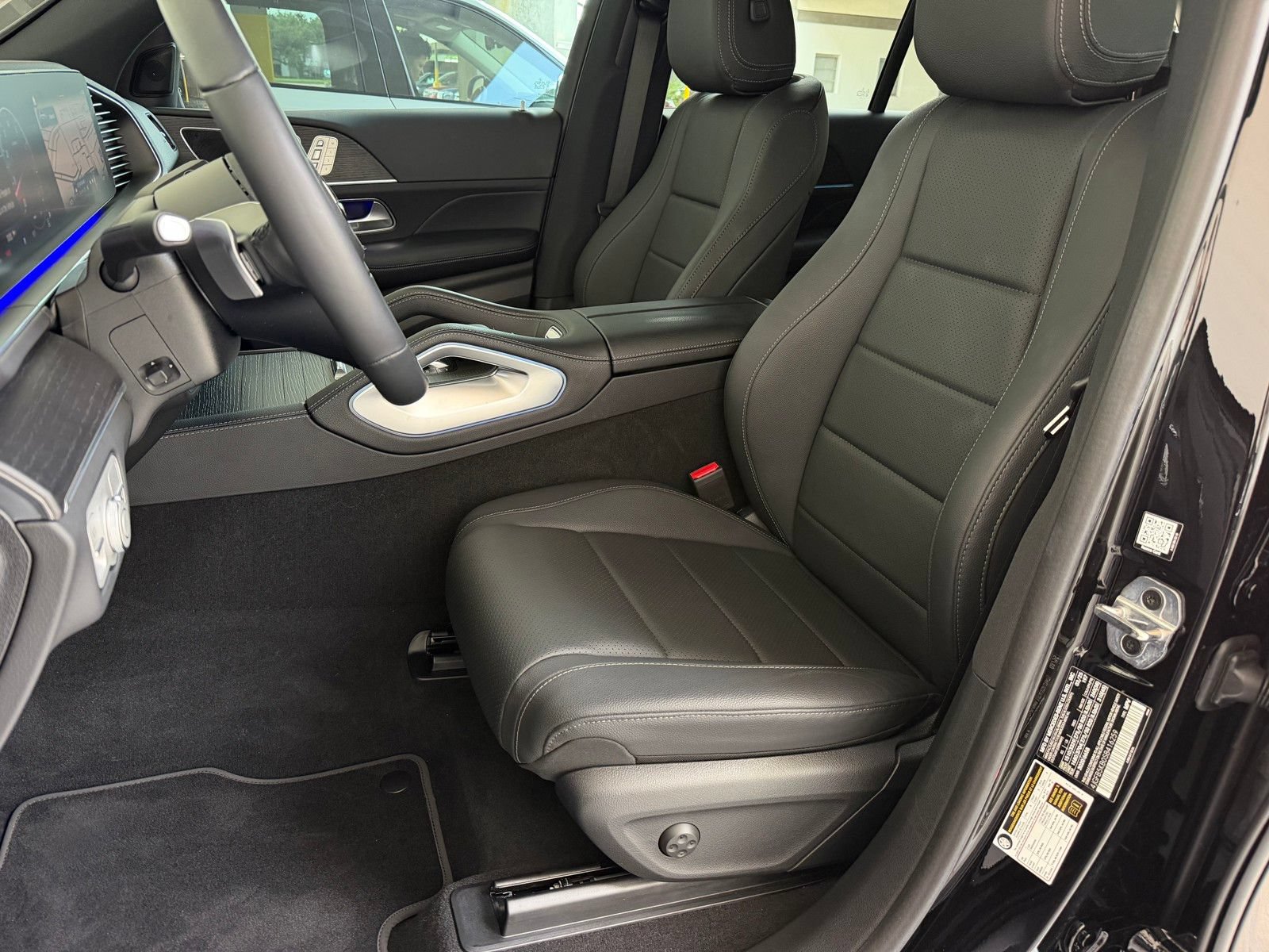 Certified 2025 Mercedes-Benz GLE 450 4MATIC image 10