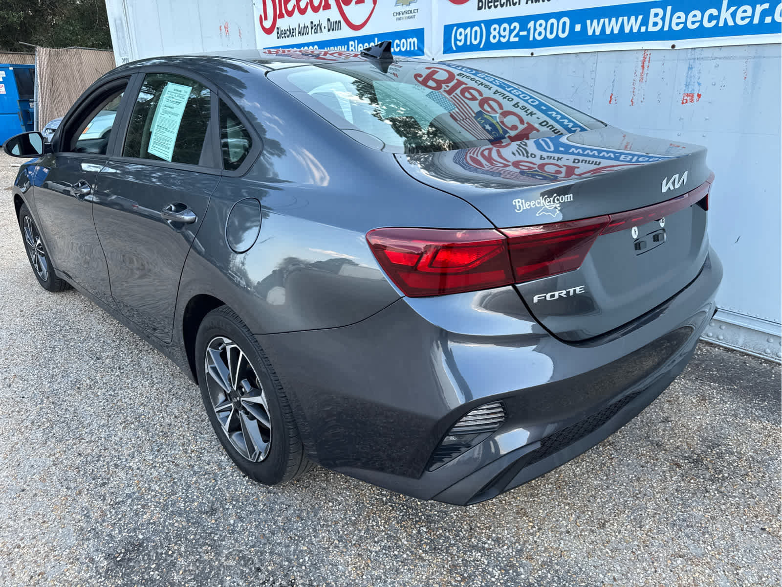 Used 2023 Kia Forte LXS image 8