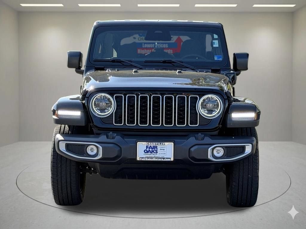 Certified 2025 Jeep Wrangler Unlimited Sahara AWD/4WD image 5