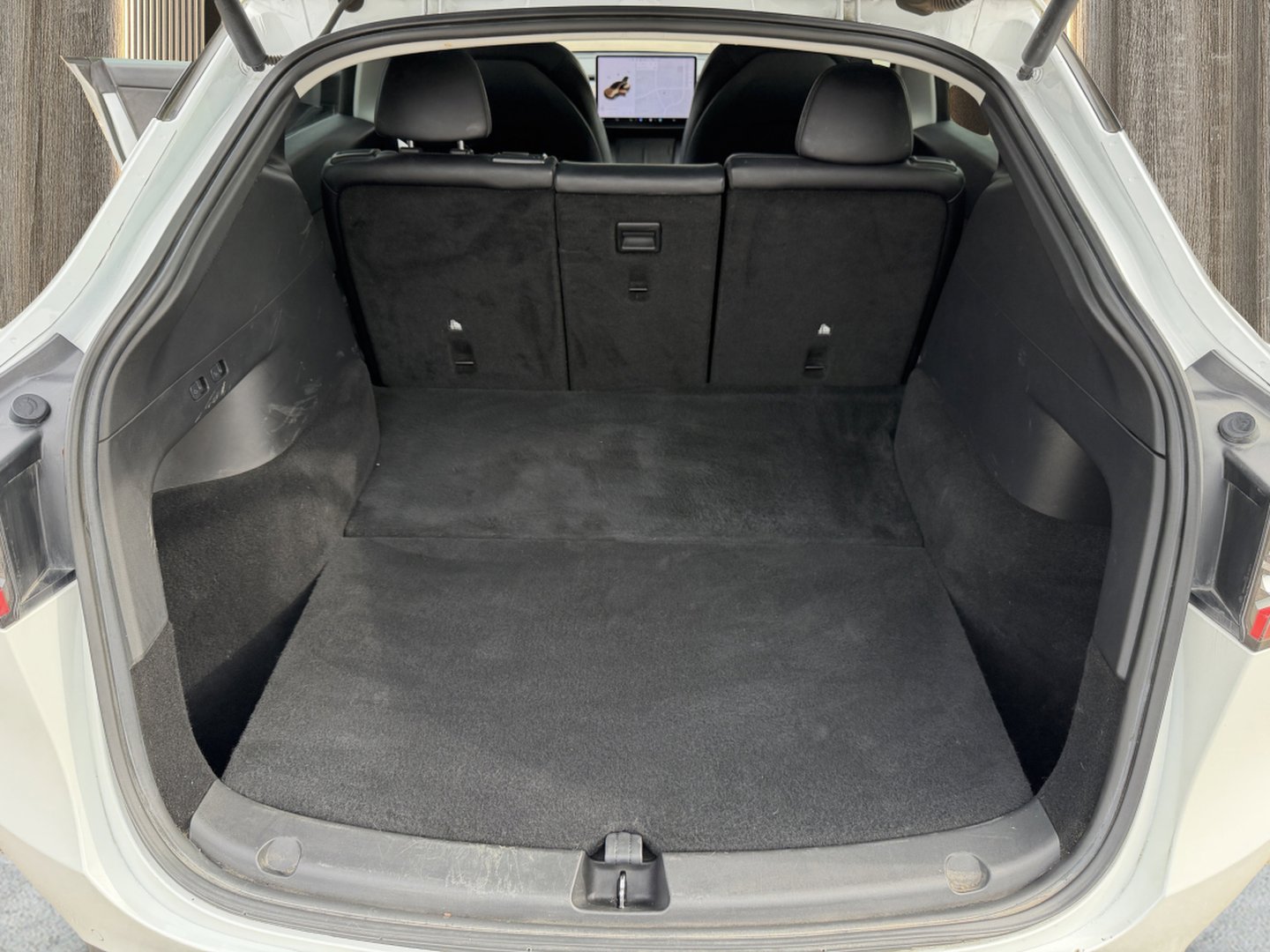 Used 2021 Tesla Model Y Long Range image 28