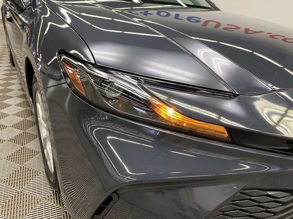 Used 2025 Toyota Camry Hybrid image 4