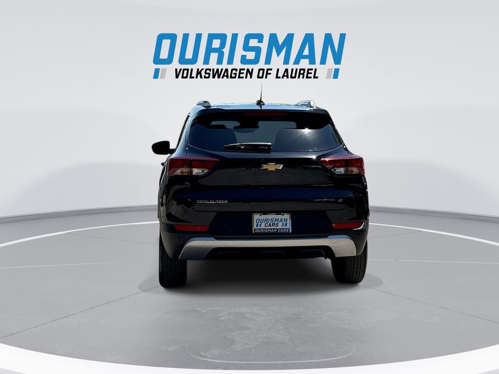 Used 2022 Chevrolet TrailBlazer LT w/ Convenience Package FWD image 7