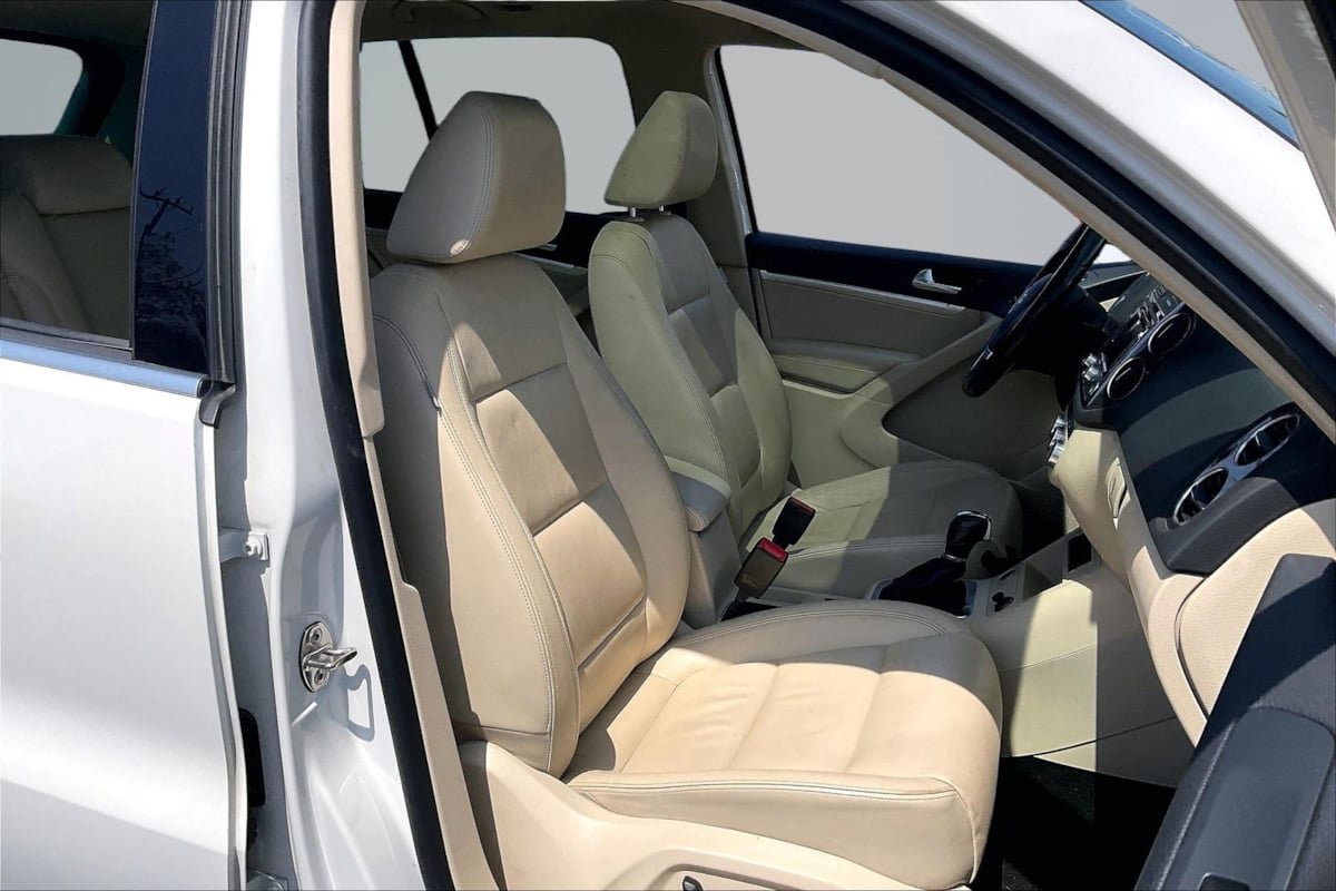 Used 2013 Volkswagen Tiguan SE FWD image 7