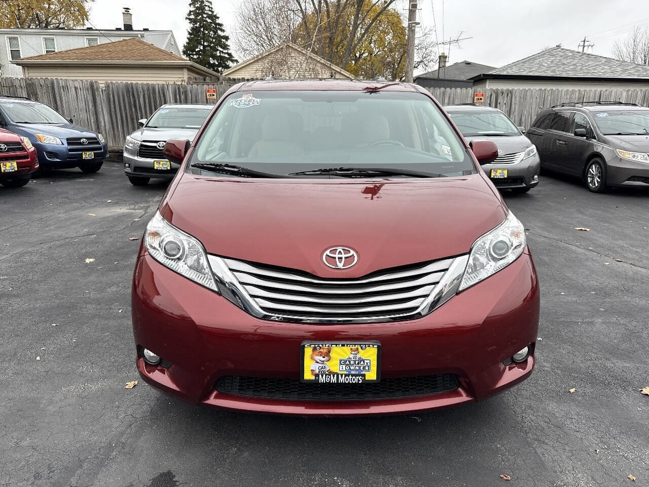 Used 2015 Toyota Sienna image 3