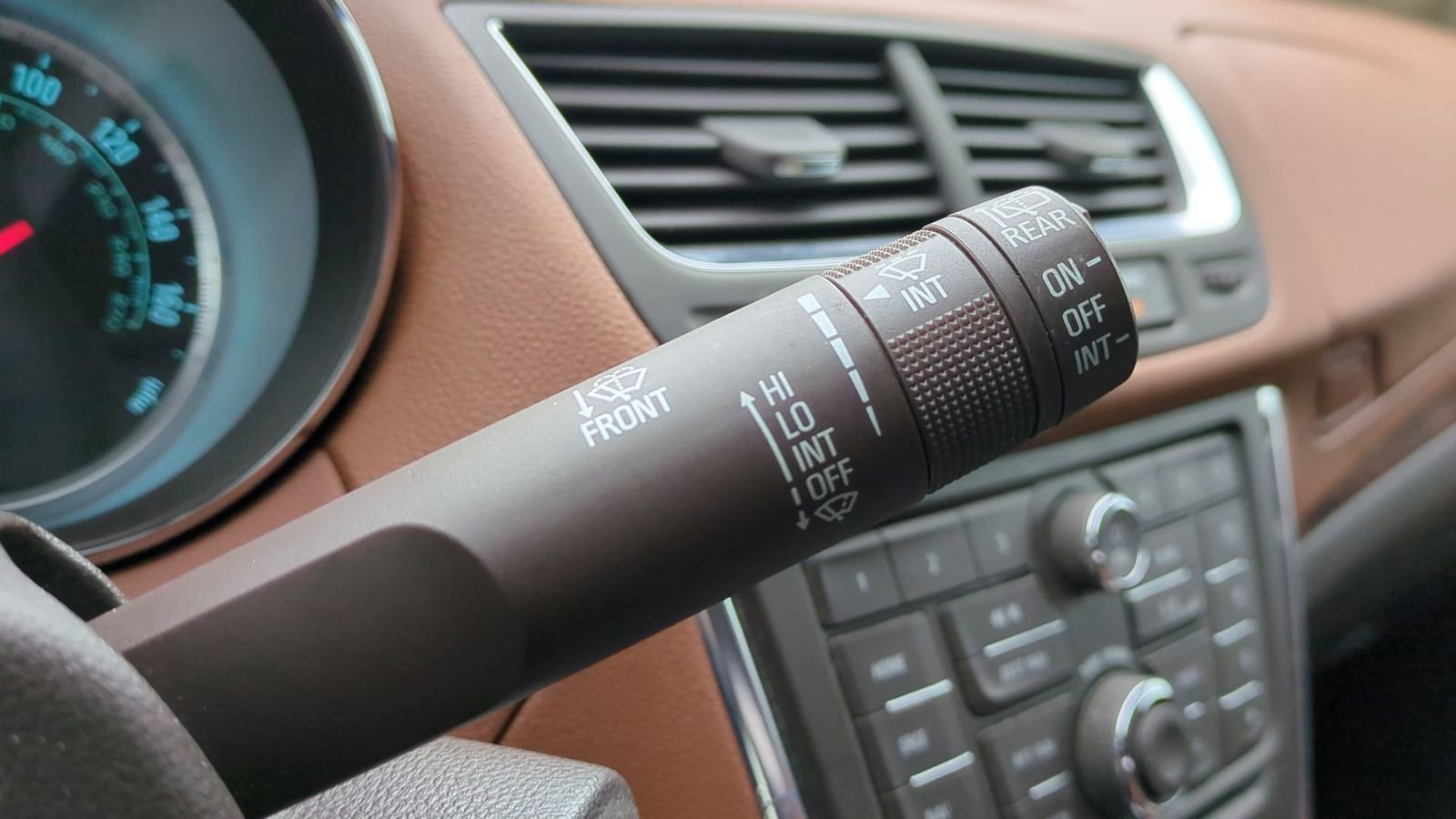 Used 2014 Buick Encore Leather image 26