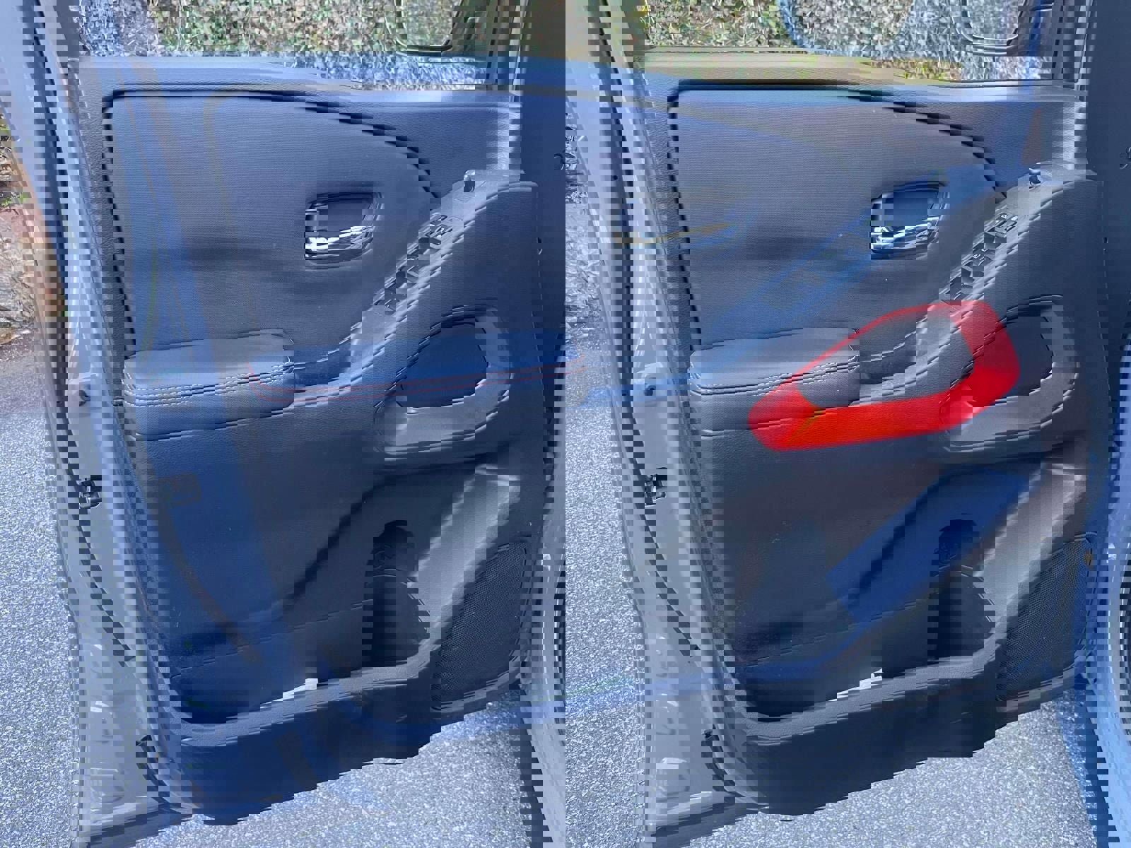 Used 2023 Nissan Frontier PRO-4X w/ Technology Package image 17