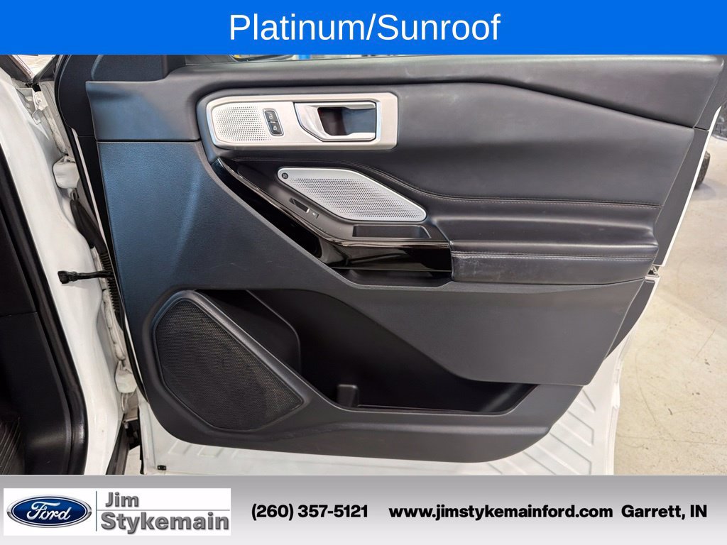 Used 2021 Ford Explorer Platinum w/ Equipment Group 601A AWD/4WD image 38