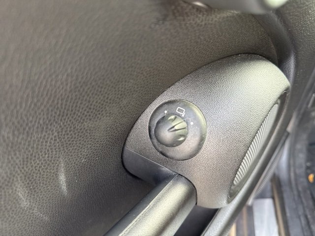 Used 2015 MINI Cooper Convertible image 14