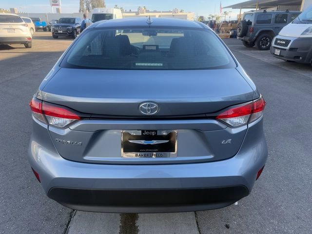 Used 2023 Toyota Corolla LE image 4