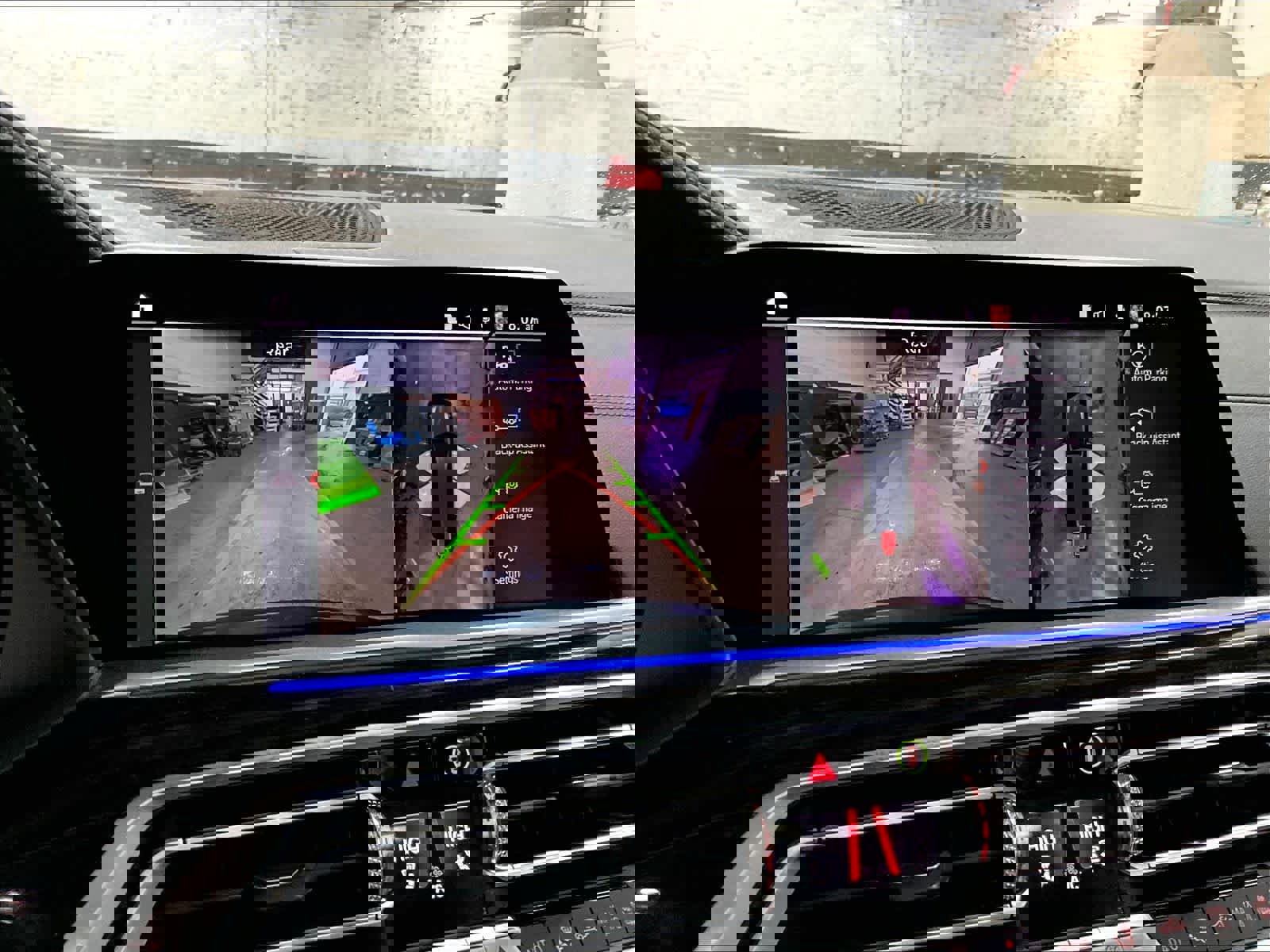 Used 2019 BMW X7 xDrive50i w/ M Sport Package image 24