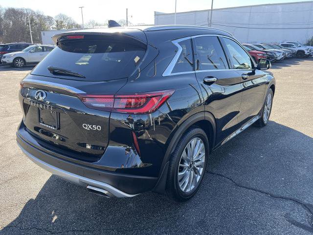 Certified 2023 INFINITI QX50 Luxe image 3