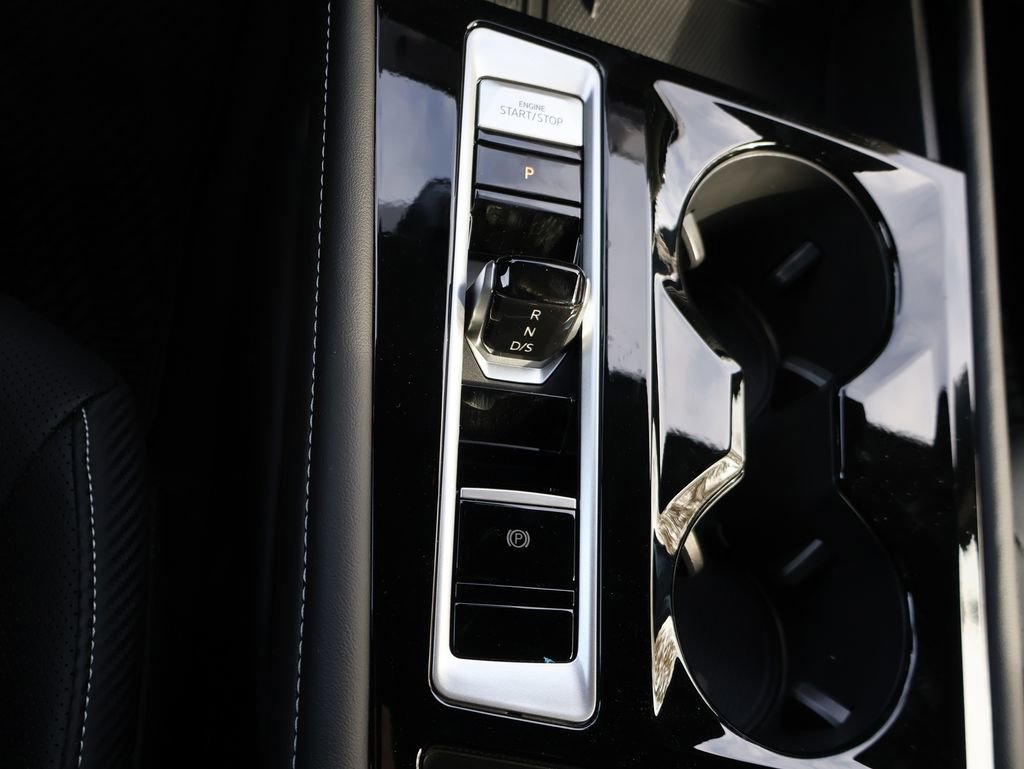 New 2026 Volkswagen Atlas Cross Sport SE image 31