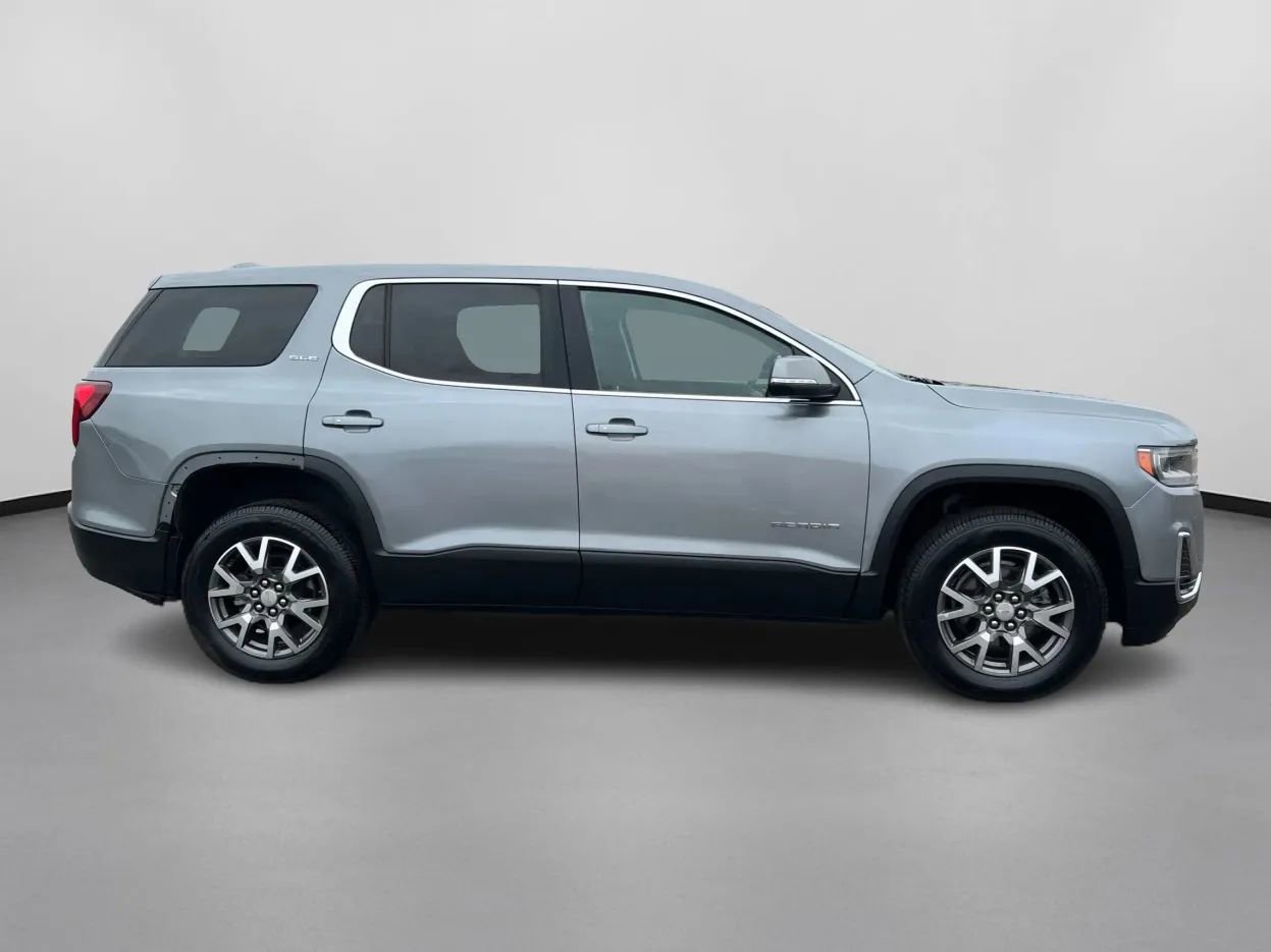 Used 2023 GMC Acadia SLE FWD image 7