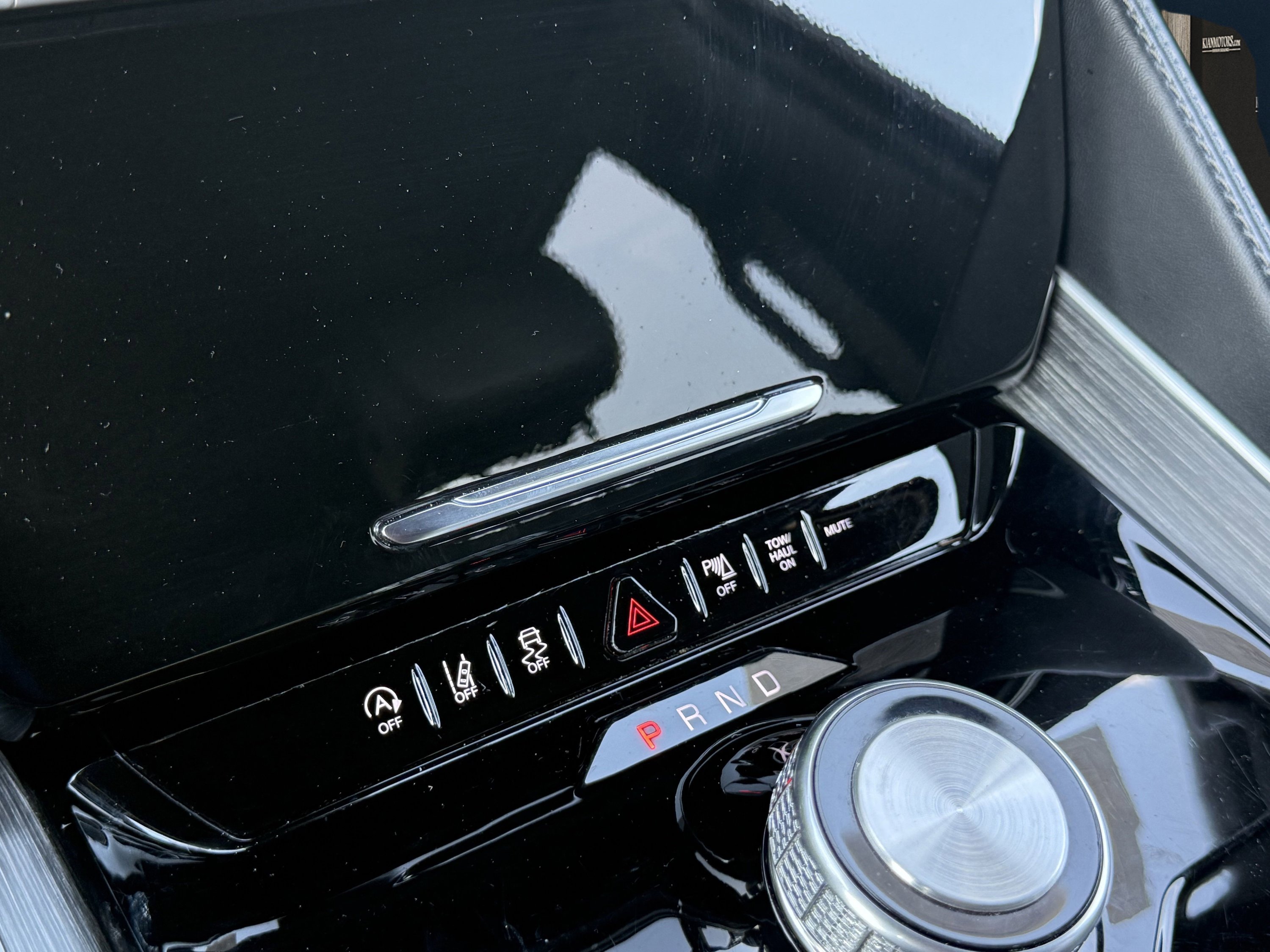 Used 2024 Jeep Wagoneer Series II w/ Flexible Seating Group image 91