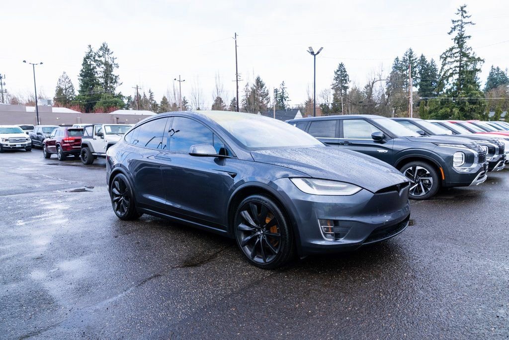 Used 2020 Tesla Model X Long Range image 24