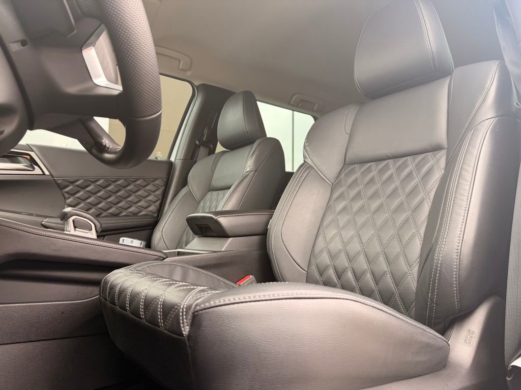 Used 2022 Mitsubishi Outlander SEL AWD/4WD image 27