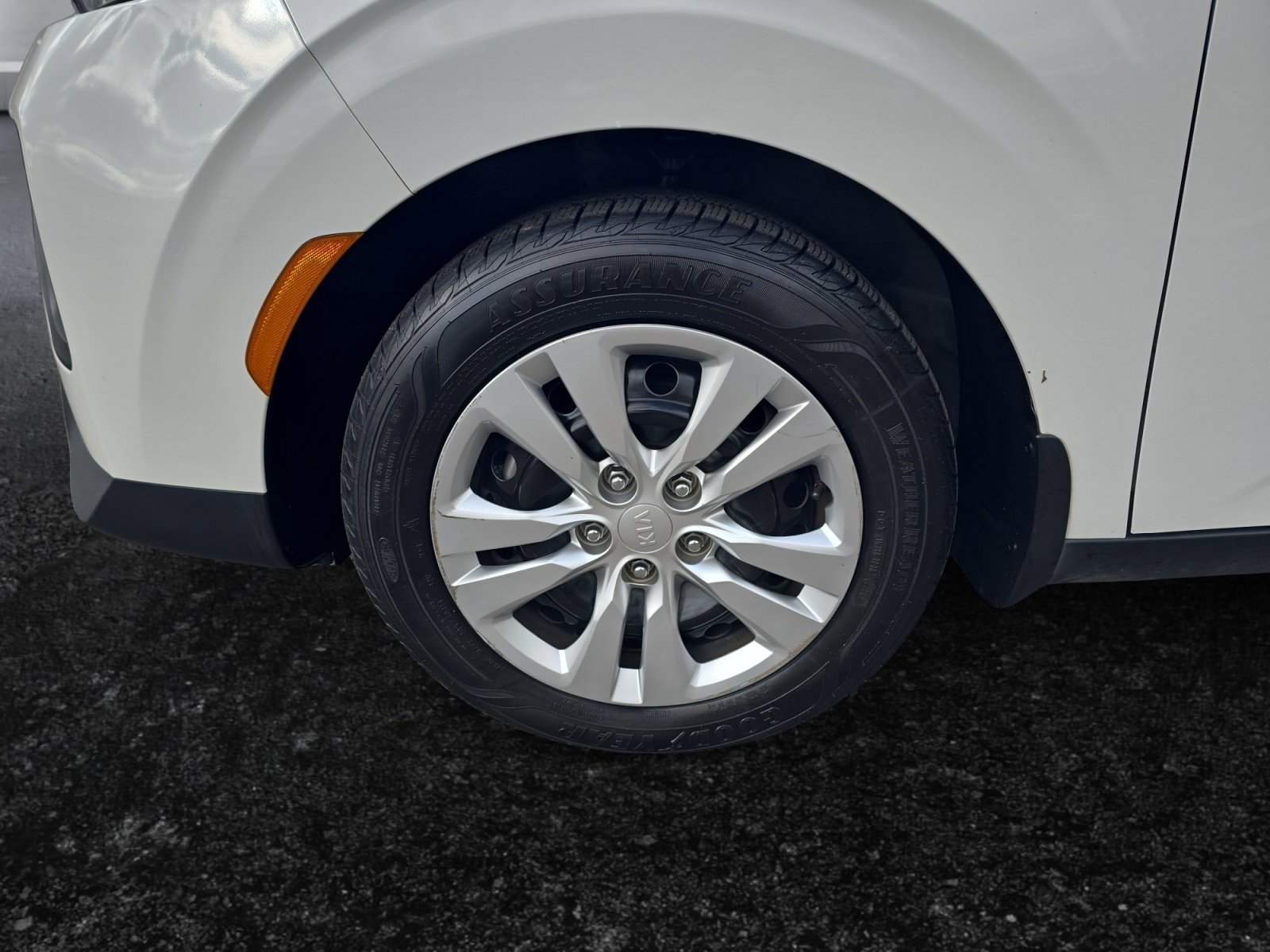 Used 2021 Kia Soul LX image 9