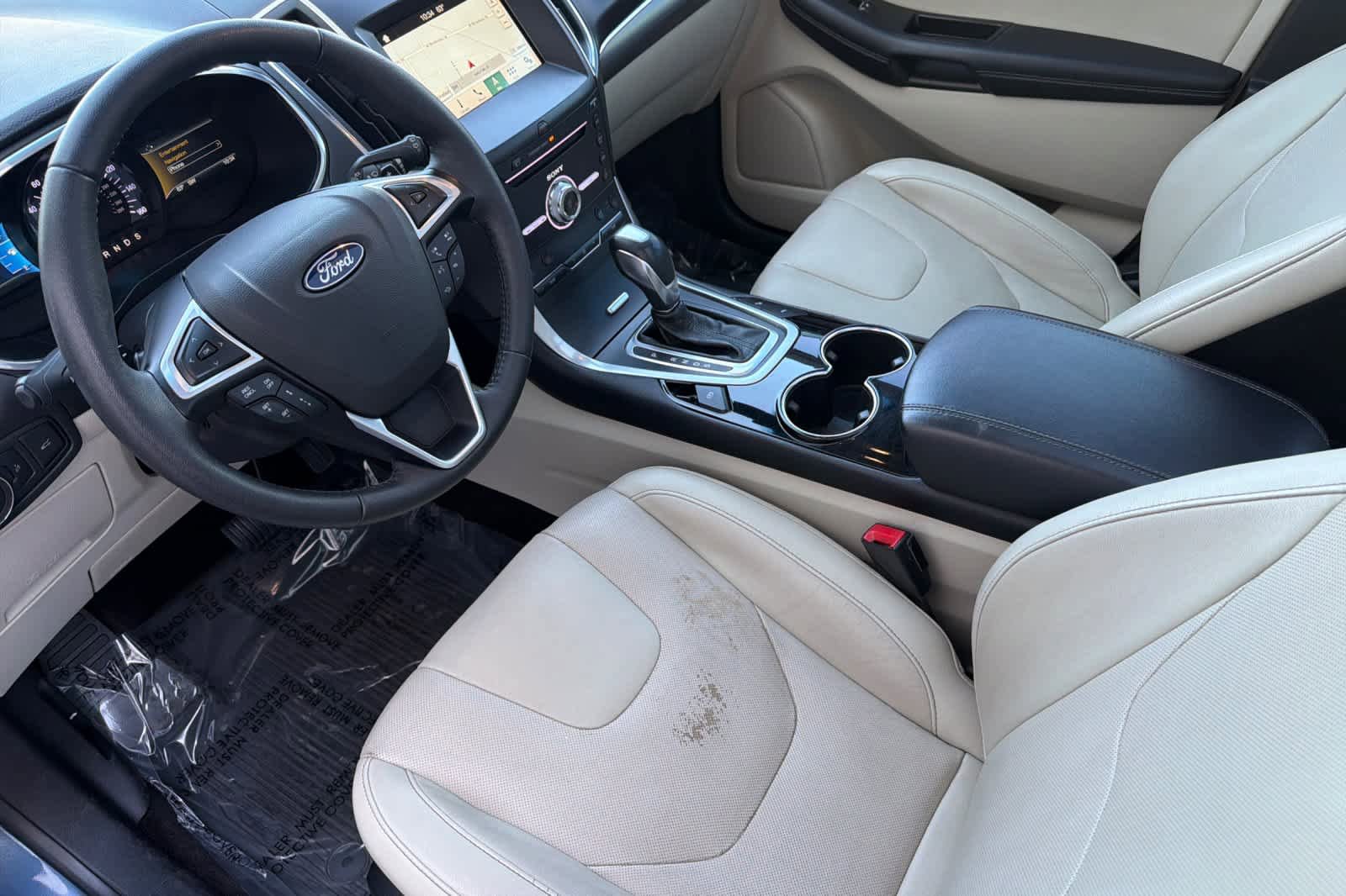 Certified 2018 Ford Edge Titanium w/ Equipment Group 302A AWD/4WD image 11
