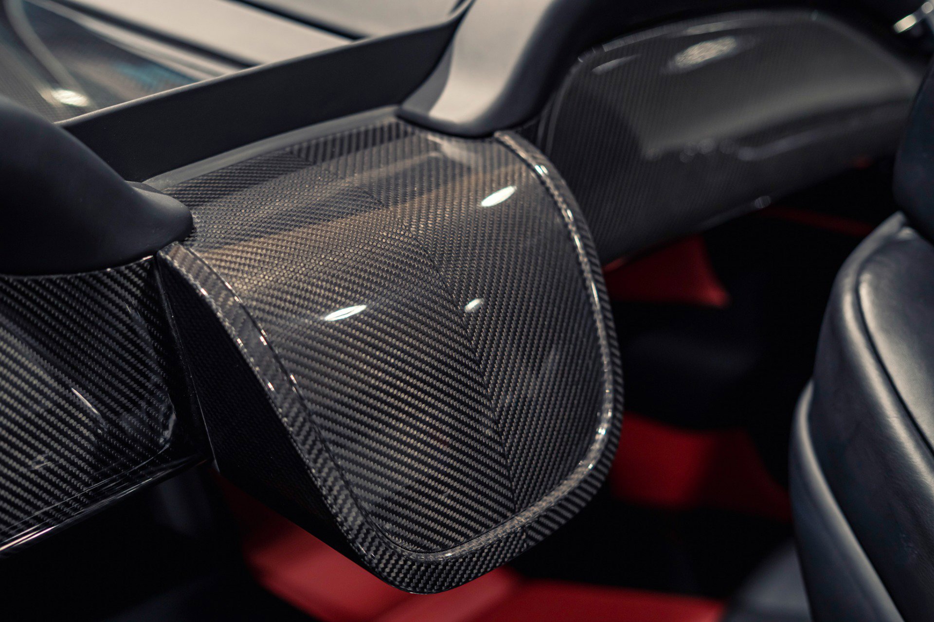 Used 2019 Rolls-Royce Dawn image 24