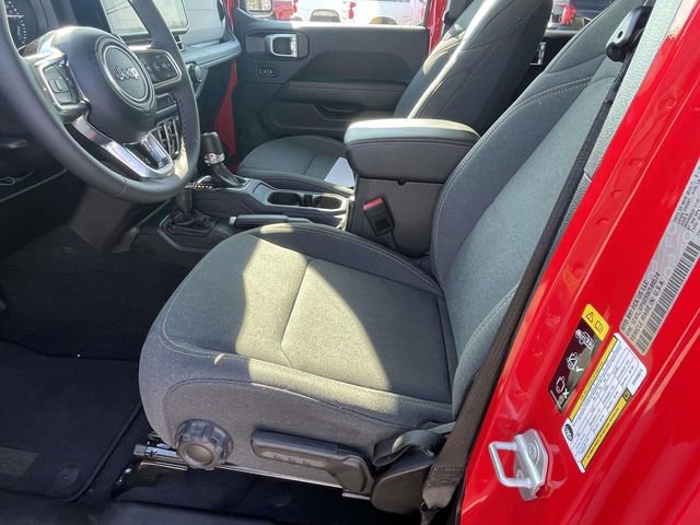 Used 2025 Jeep Wrangler Sahara 4xe w/ Safety Group image 14