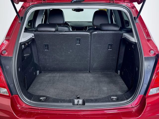 Used 2018 Chevrolet Trax LT w/ Driver Confidence Package image 23