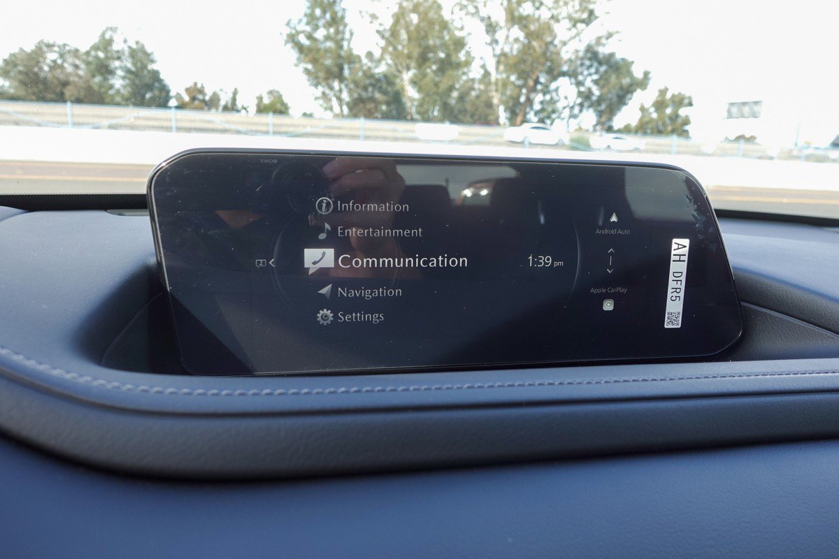 Certified 2025 MAZDA CX-30 AWD 2.5 S w/ Select Sport Pkg image 16