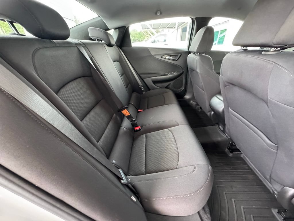 Used 2023 Chevrolet Malibu LS FWD image 24