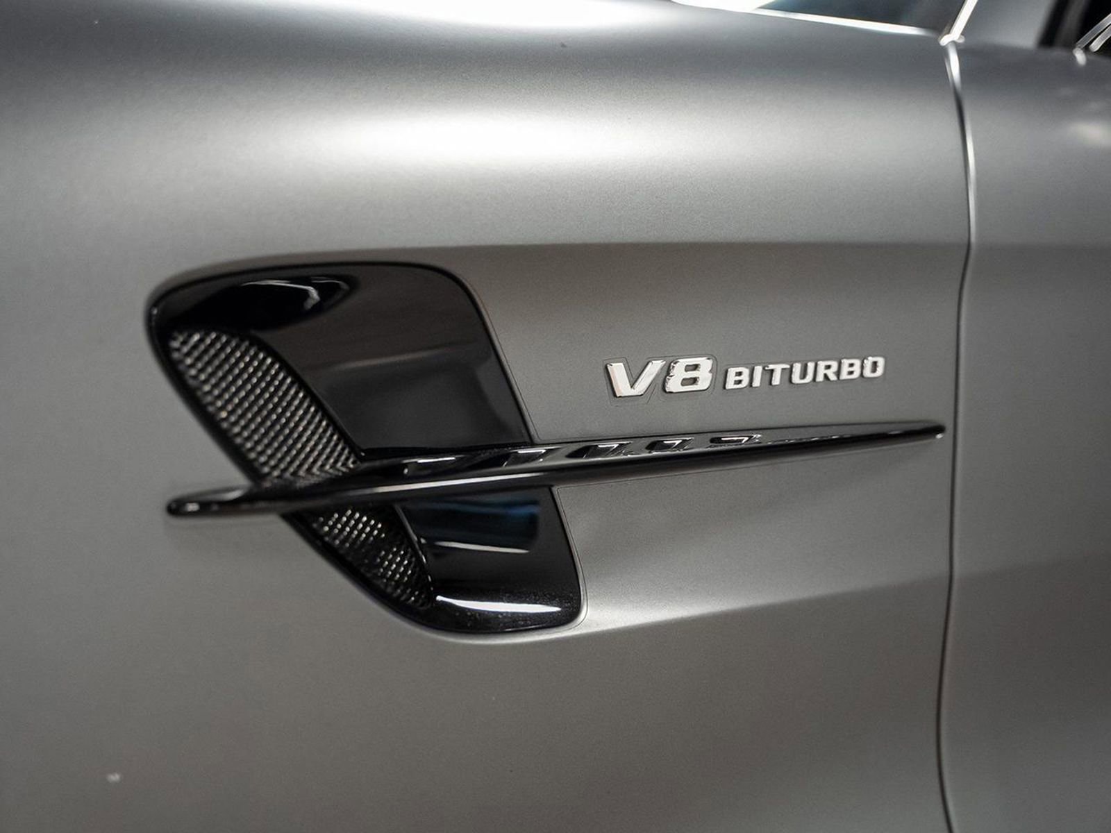 Used 2019 Mercedes-Benz AMG GT R image 22