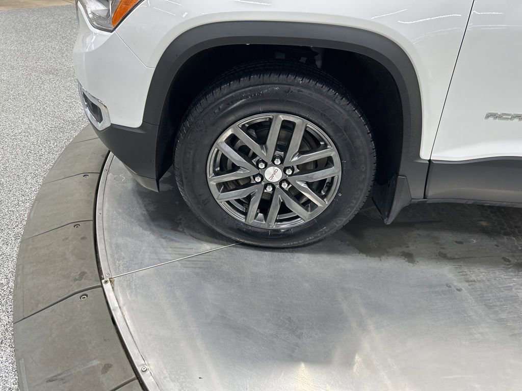 Used 2019 GMC Acadia SLT image 30