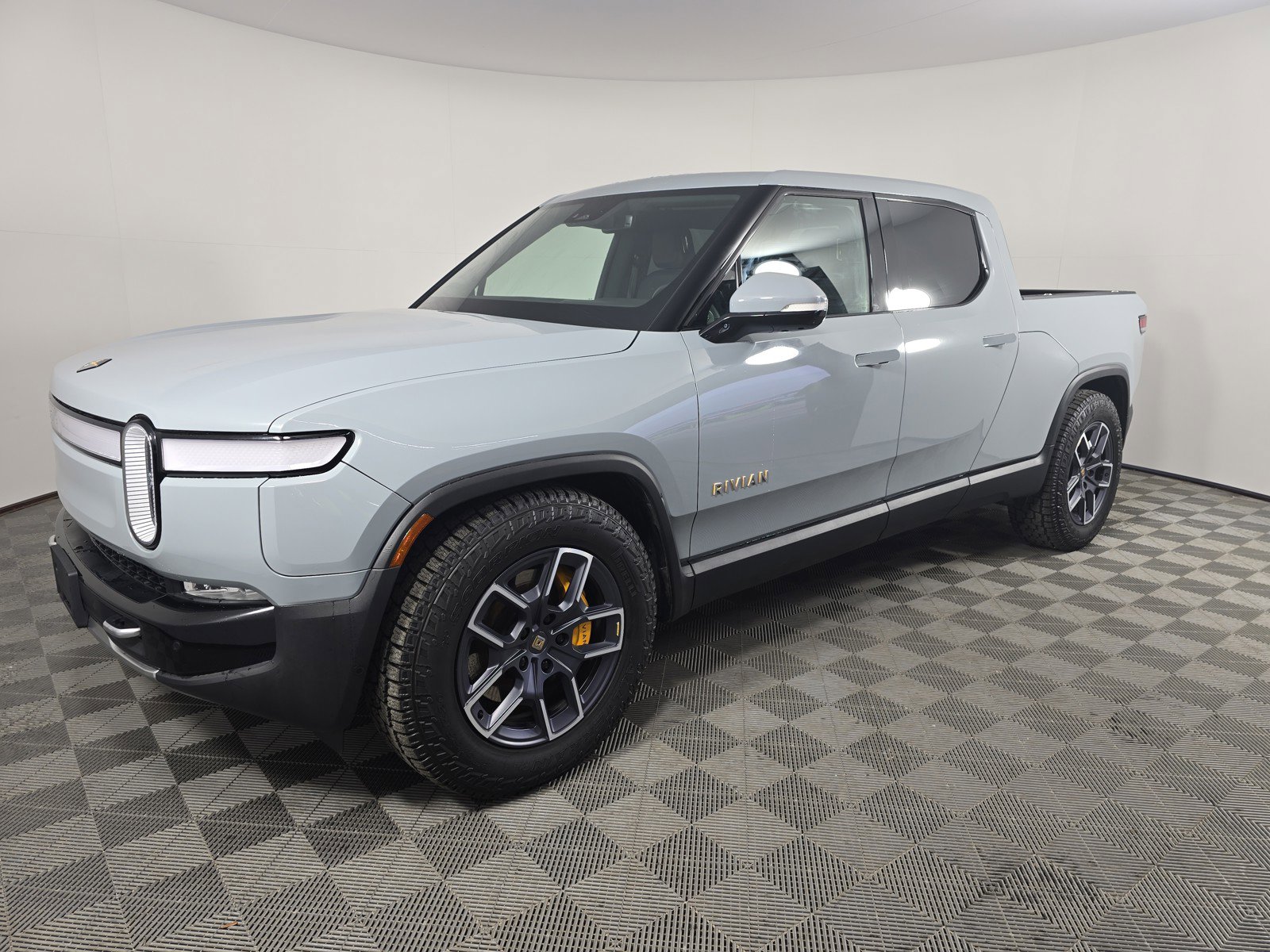 Used 2023 Rivian R1T Adventure