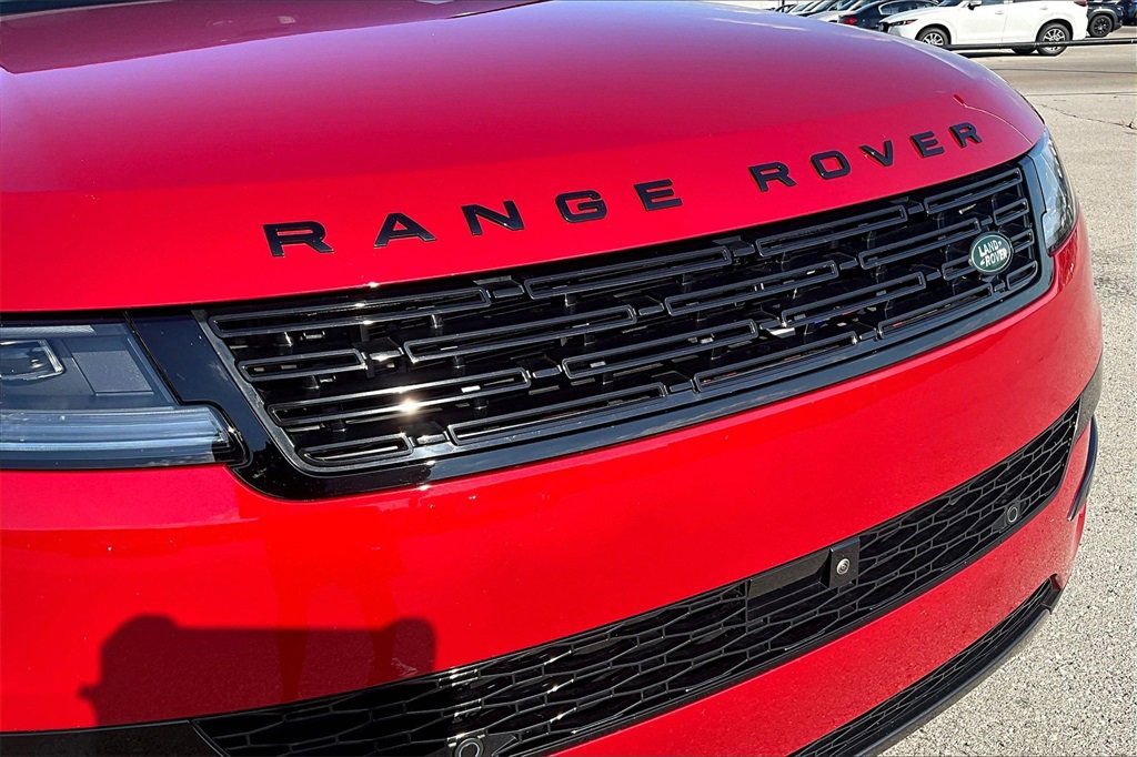 Certified 2025 Land Rover Range Rover Sport SE image 29