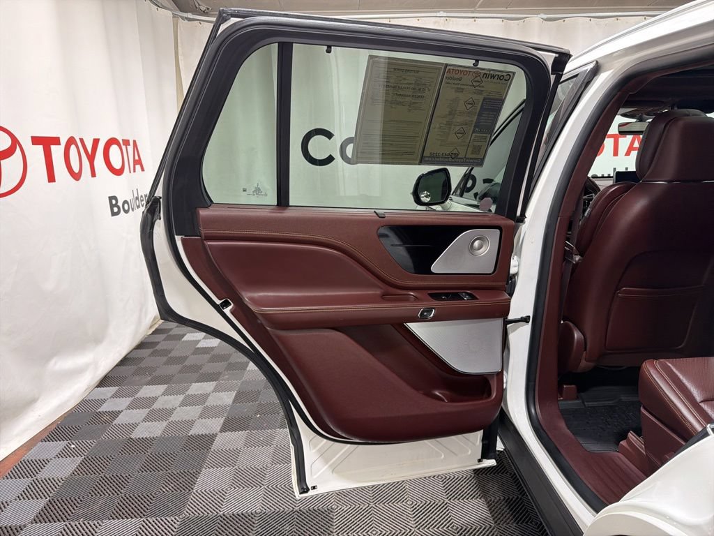 Used 2020 Lincoln Aviator Black Label w/ Dynamic Handling Package AWD/4WD image 16